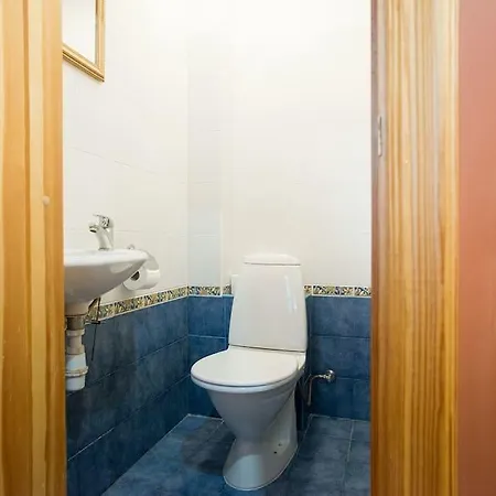 Central 2 Bedroom Near The Old Town *